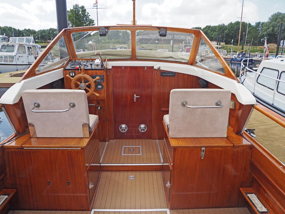 Stuurhuis, Accommodatie